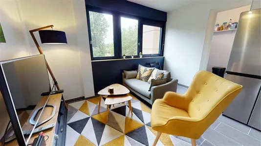 Rooms in Lyon - photo 4