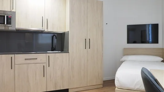 Apartments in Bilbao - photo 6