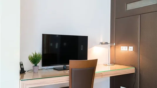 Apartments in Vienna Josefstadt - photo 8