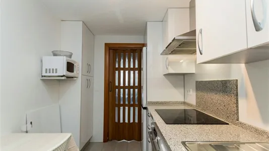 Rooms in Málaga - photo 5