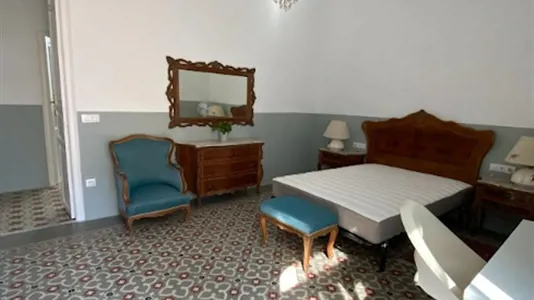 Rooms in Valencia Ciutat Vella - photo 2