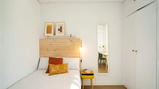 Rooms in Madrid Moncloa-Aravaca - photo 1