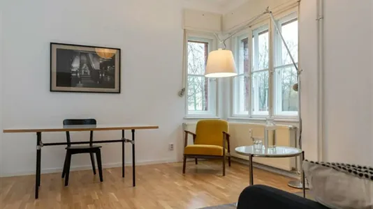 Apartments in Berlin Pankow - photo 1