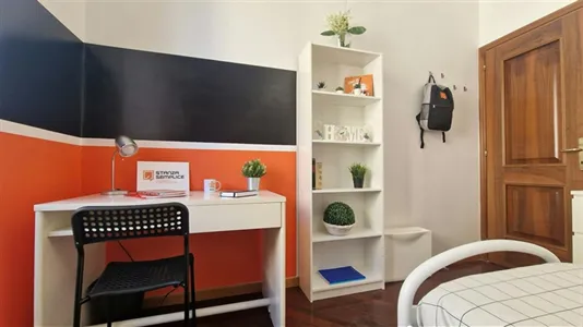 Rooms in Roma Municipio VIII – Appia Antica - photo 7