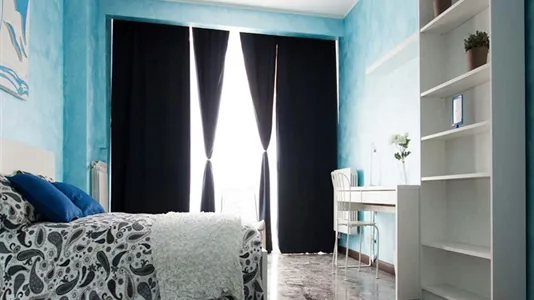 Rooms in Milano Zona 2 - Stazione Centrale, Gorla, Turro, Greco, Crescenzago - photo 1