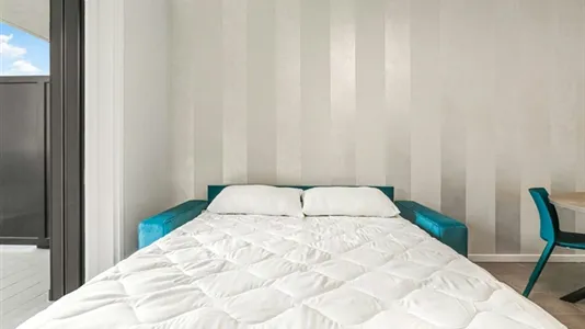 Apartments in Milano Zona 8 - Fiera, Gallaratese, Quarto Oggiaro - photo 5