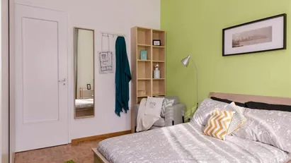 Room for rent in Buccinasco, Lombardia