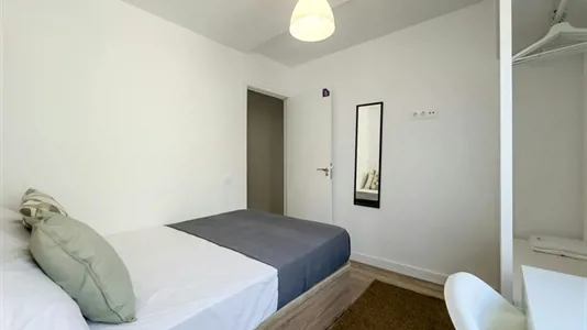 Rooms in Esplugues de Llobregat - photo 2