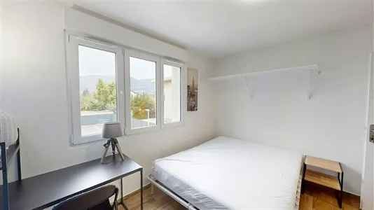 Rooms in Saint-Julien-en-Genevois - photo 5