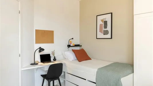 Rooms in Barcelona Eixample - photo 4