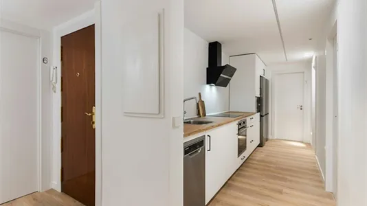 Rooms in Adaro - photo 6