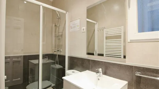 Rooms in Madrid Centro - photo 6