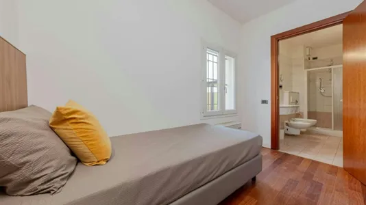Rooms in Ferrara - photo 2