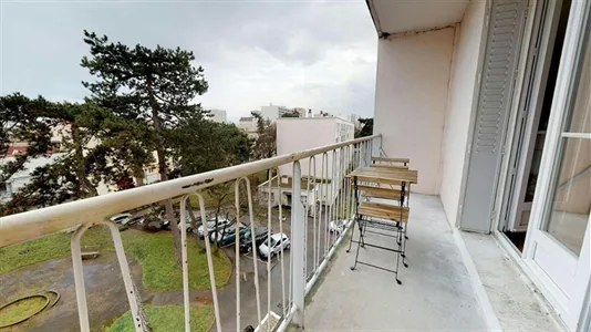 Rooms in Lyon - photo 2