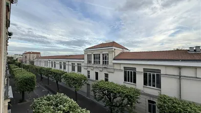 Apartment for rent in L'Haÿ-les-Roses, Île-de-France