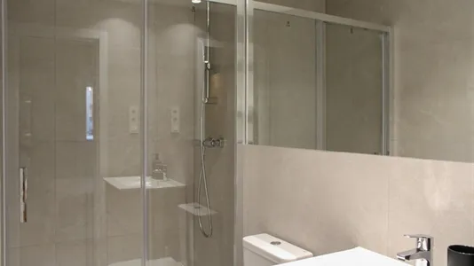 Rooms in Barcelona Eixample - photo 6