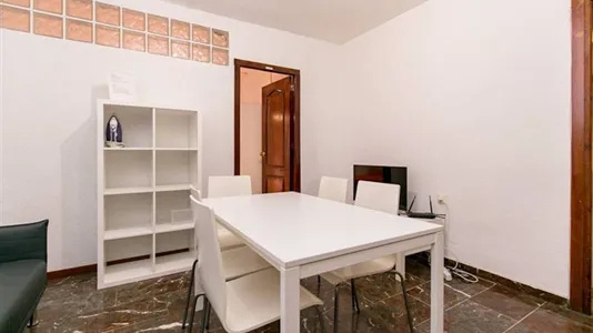 Rooms in Granada - photo 9