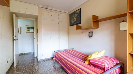 Rooms in Murcia - photo 3