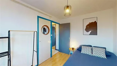 Room for rent in Grenoble, Auvergne-Rhône-Alpes