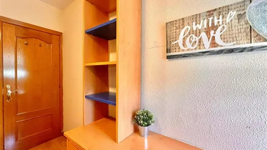Rooms in Los Berrocales - photo 4