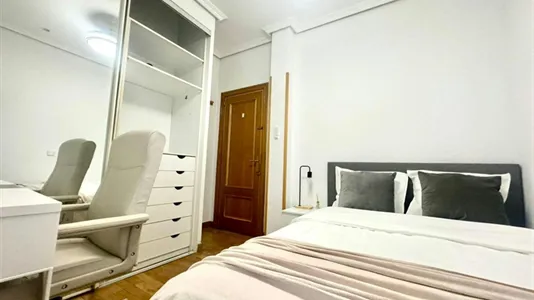 Rooms in Madrid Chamberí - photo 8