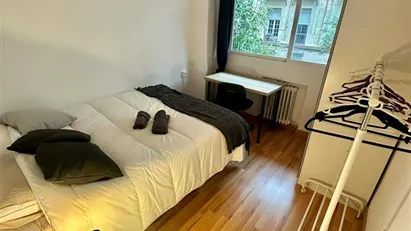 Room for rent in Madrid Chamberí, Madrid