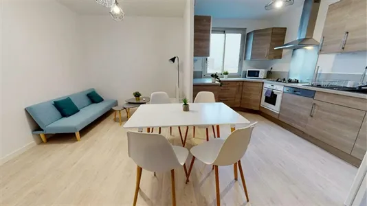 Rooms in Lyon - photo 8