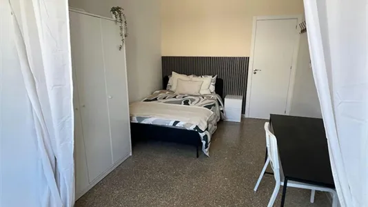 Rooms in Godelleta - photo 1