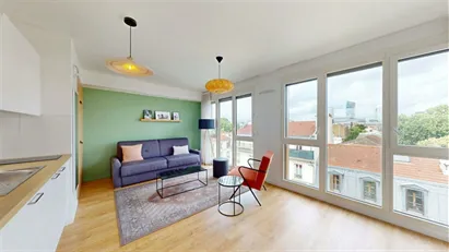 Apartment for rent in L'Haÿ-les-Roses, Île-de-France