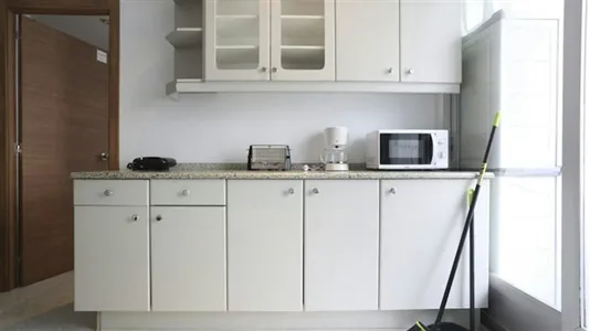 Rooms in Madrid Chamartín - photo 6