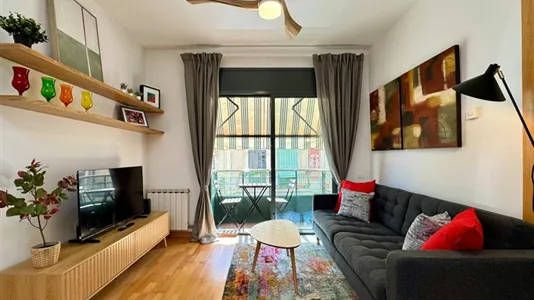 Rooms in Barcelona Sants-Montjuïc - photo 8