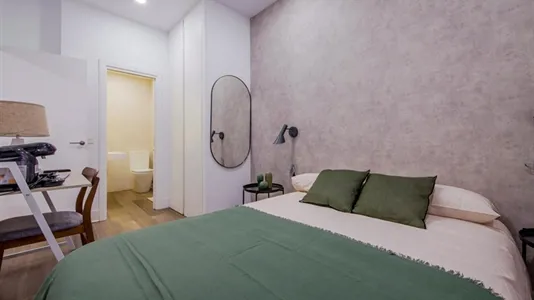 Rooms in Madrid Chamberí - photo 3