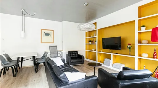 Apartments in Barcelona Eixample - photo 4