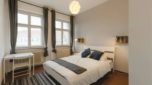 Rooms in Berlin Friedrichshain-Kreuzberg - photo 1