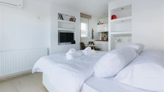 Apartments in Dafni-Ymittos - photo 4