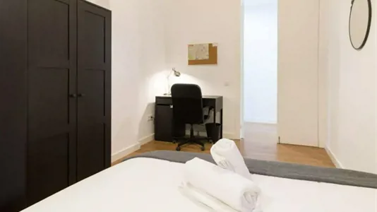 Rooms in Barcelona Sarrià-St. Gervasi - photo 2