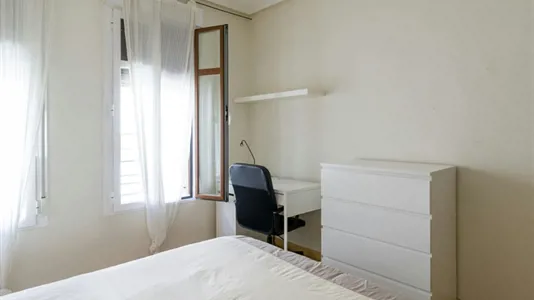 Rooms in Zaragoza - photo 3