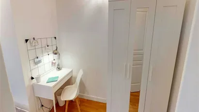 Room for rent in Lyon, Auvergne-Rhône-Alpes