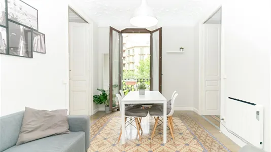 Rooms in Barcelona Eixample - photo 10
