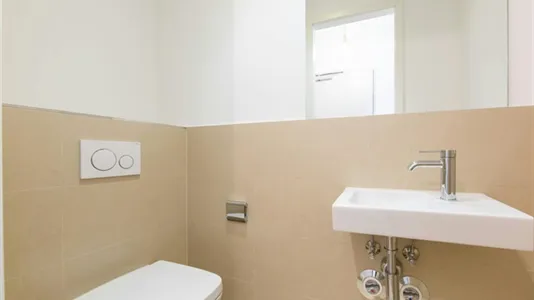 Rooms in Berlin Mitte - photo 10