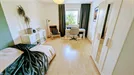 Room for rent, Munich, &lt;span class=&quot;blurred street&quot; onclick=&quot;ProcessAdRequest(13709708)&quot;&gt;&lt;span class=&quot;hint&quot;&gt;See streetname&lt;/span&gt;[xxxxxxxxxxxxx]&lt;/span&gt;
