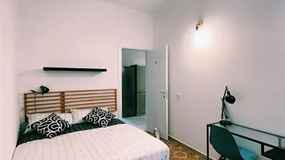 Room for rent in Napoli Municipalità 3, Naples