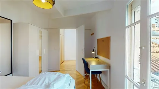 Rooms in Saint-Denis - photo 2