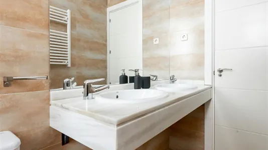 Rooms in Madrid Chamberí - photo 9