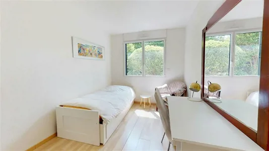 Rooms in Lyon - photo 2