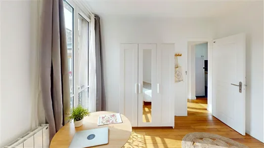 Rooms in Paris 18ème arrondissement - Montmartre - photo 2