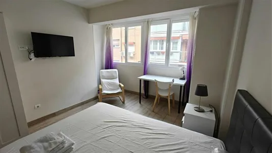 Rooms in Madrid Ciudad Lineal - photo 2