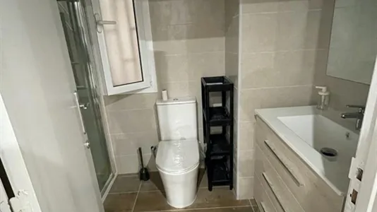 Rooms in Badalona - photo 3