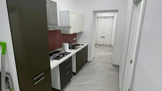 Rooms in Napoli Municipalità 3 - photo 6