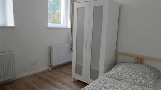 Rooms in Berlin Lichtenberg - photo 2